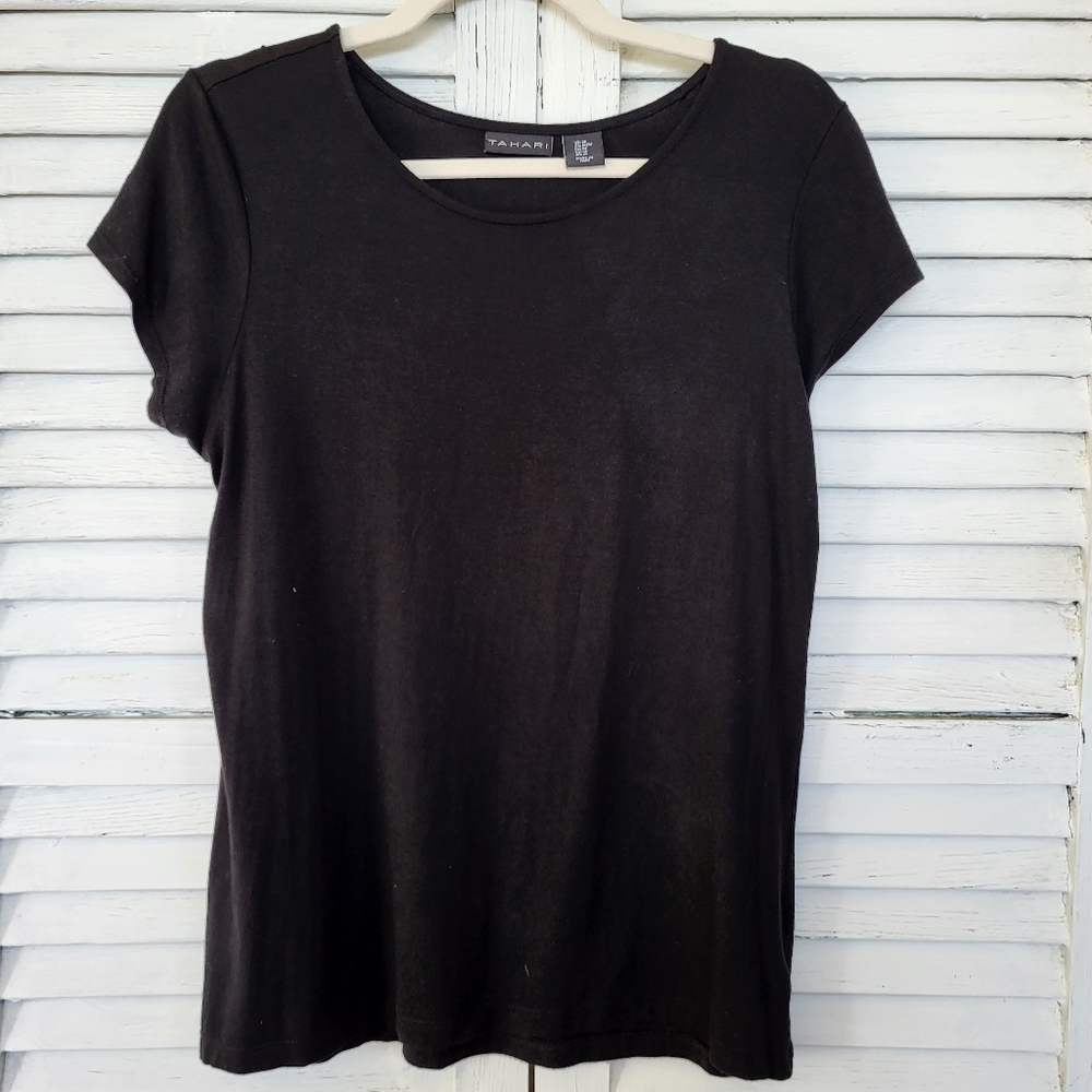 Tahari Short Sleeve Stretch Top Black Tee